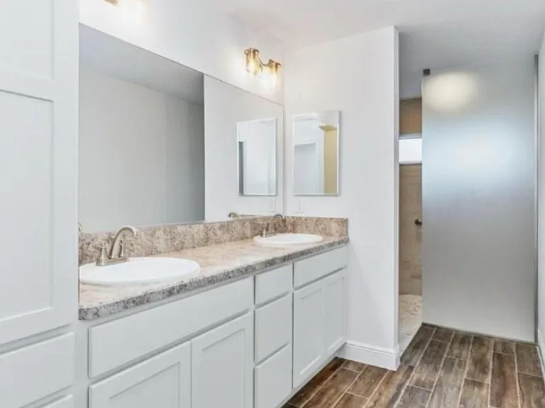 875 Carmichael Ct — Photo 5