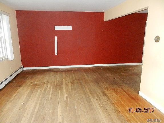5th image of 1424 Penataquit Ave