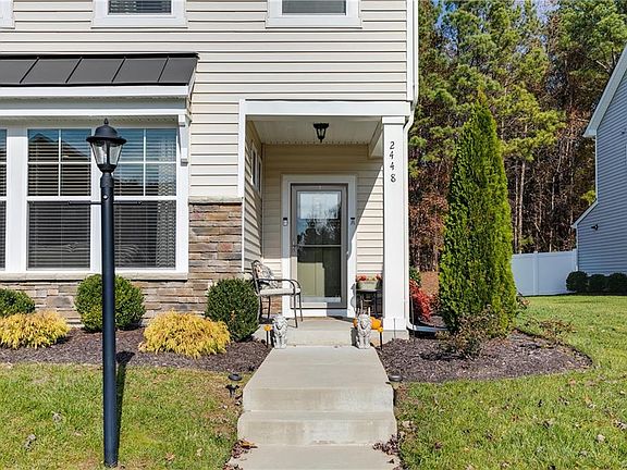2nd image of 2448 Marions Ln