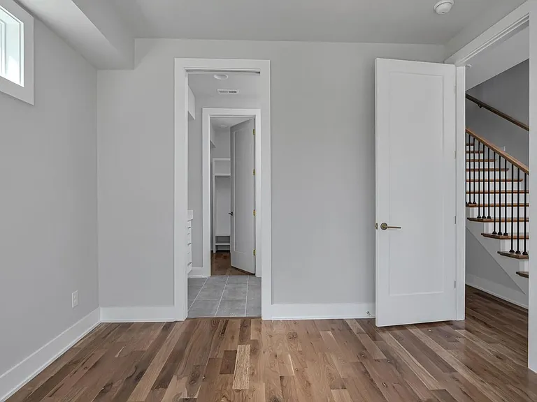 1936 Britt Pl — Photo 14