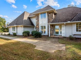 101 Pebble Beach Dr, Eufaula, AL 36027