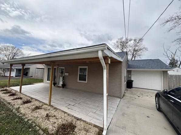 7360 Oregon Trl, Youngstown, OH 44512