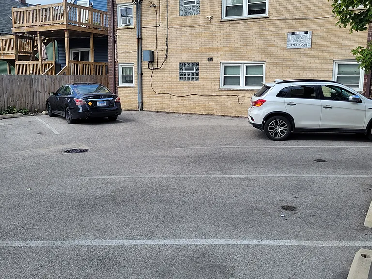 516 Circle Ave #8 — Photo 9