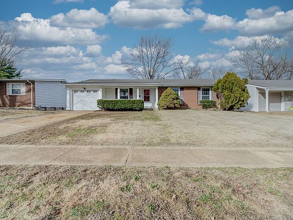 2nd image of 1435 Willowbrook Dr