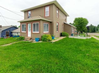 716 Washington St, Marathon, WI 54448
