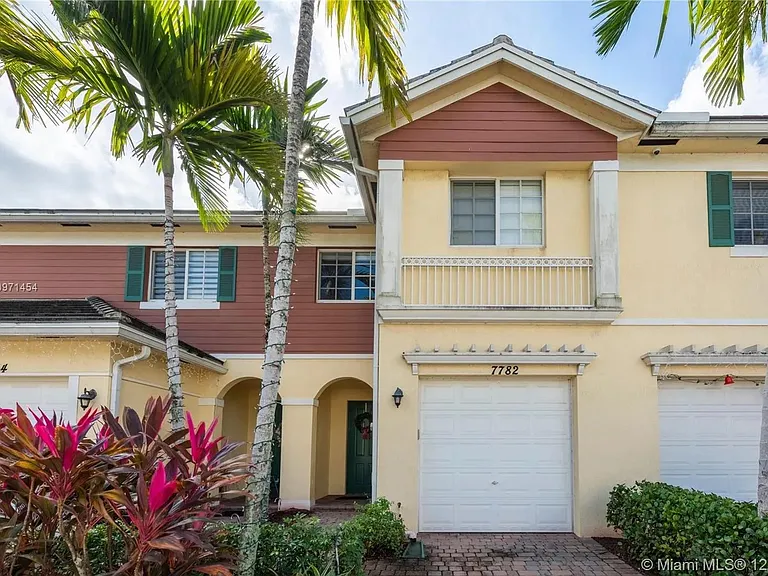 7782 Paddock Pl — Photo 1