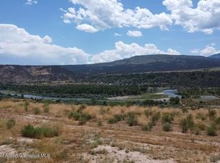 1806 Crockett Cir, Rifle, CO 81650