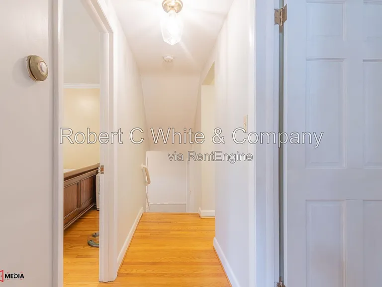 73 Montclair Dr — Photo 33