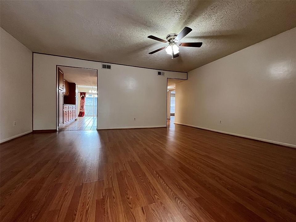 1st image of 12633 Memorial Dr APT 136