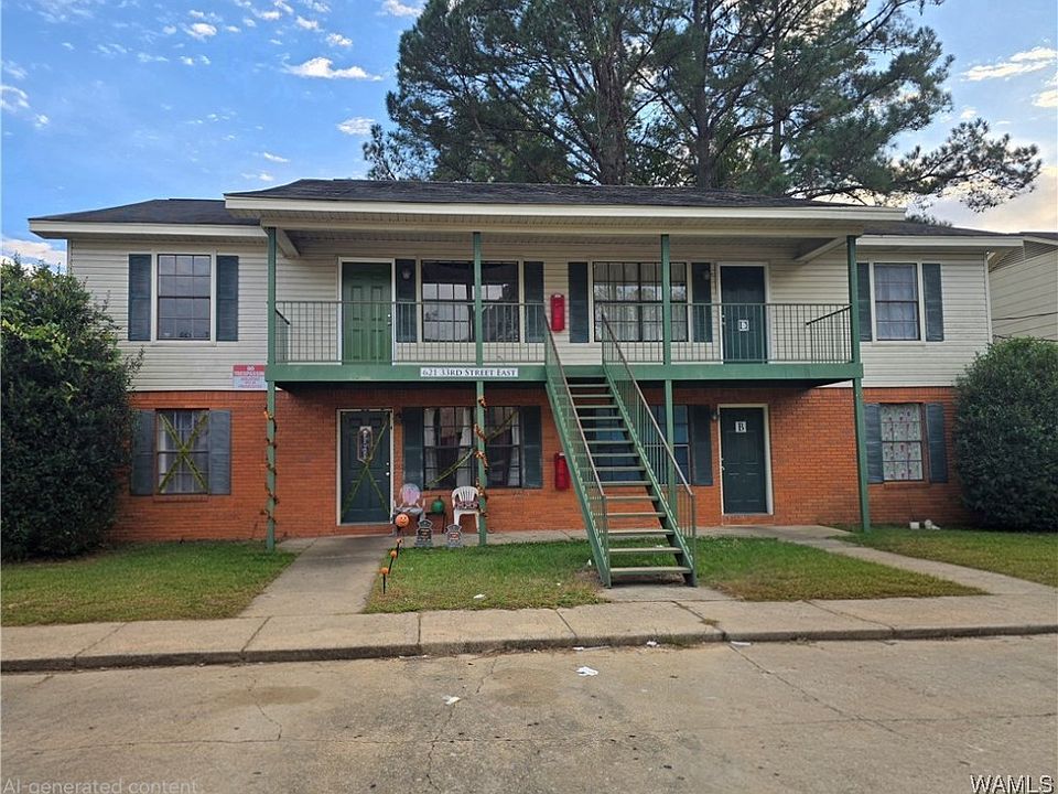 1st image of 621 33rd St E