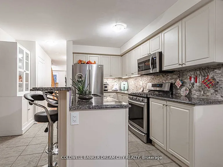 37 Stoyell Dr — Photo 8
