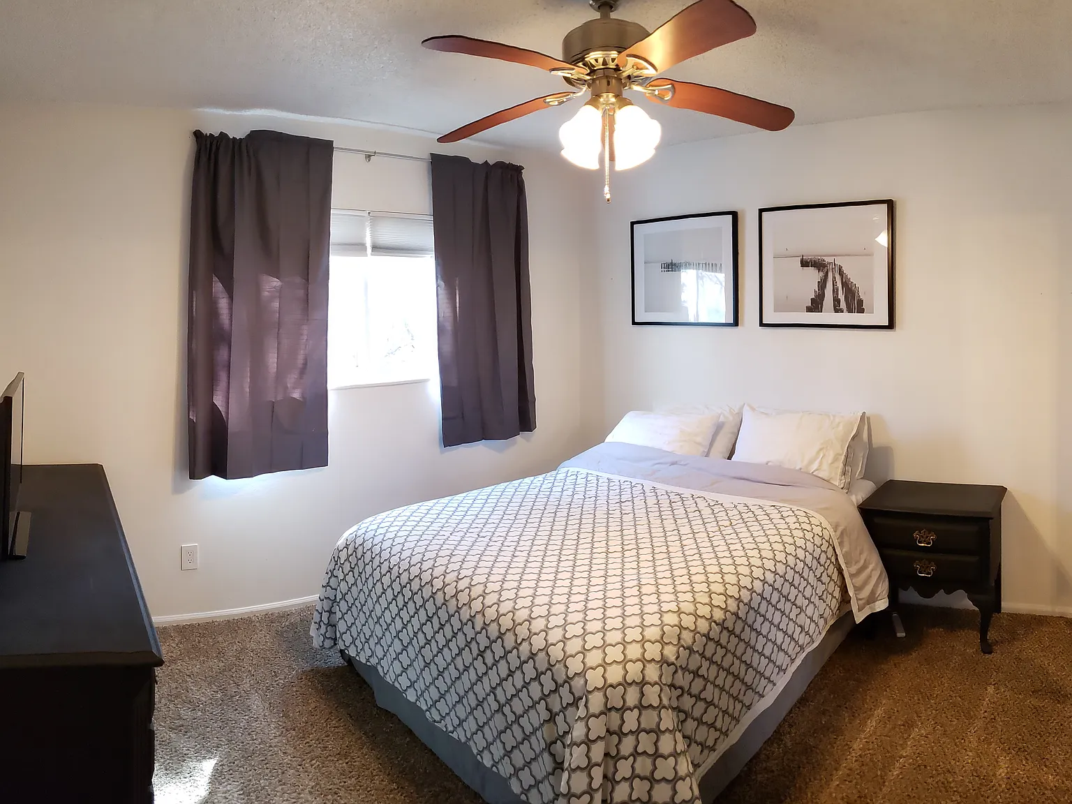 4 bed, 2.5 bath, 2534 sqft, $850 — Photo 1
