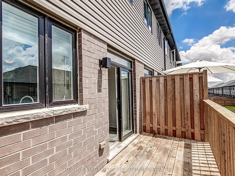 461 Blackburn Dr — Photo 39