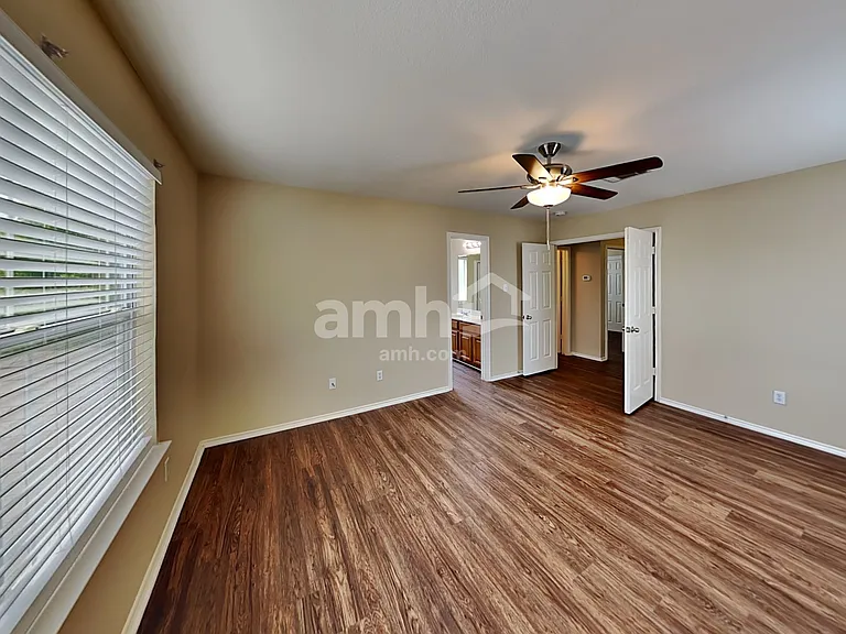 1011 Aiken Dr — Photo 10