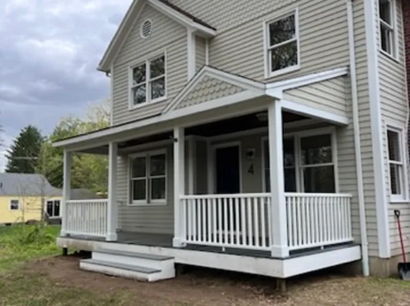 4 Charles Ln, Amherst, MA 01002
