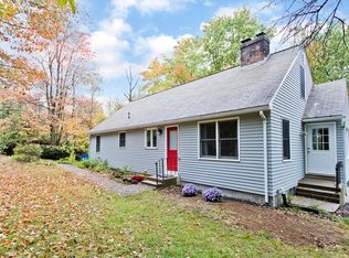 1260 Bay Rd, Amherst, MA 01002