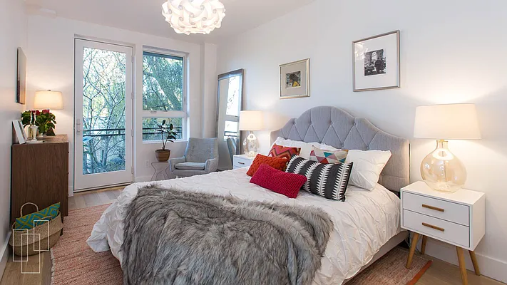 Sold by Garfield Realty  | media 17