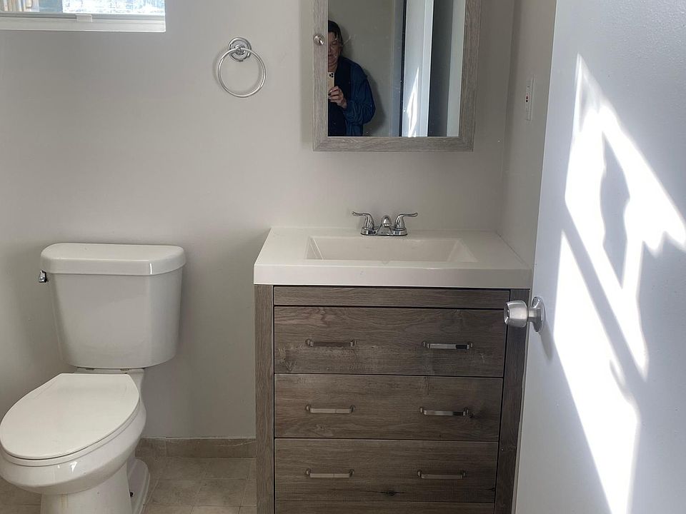 Large bathroom, with walk in shower very accessible