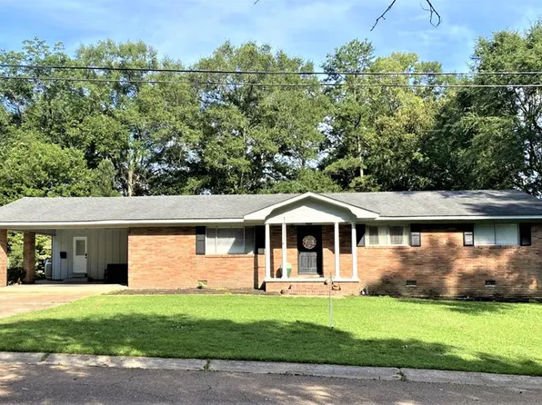 401 Old Pond Rd, Natchez, MS 39120