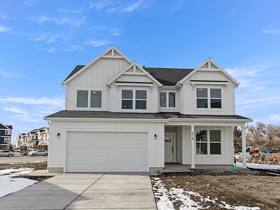 Finished home photos are representational images only. See sales agent for details.