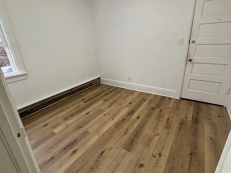 301 N Main St #3 — Photo 1