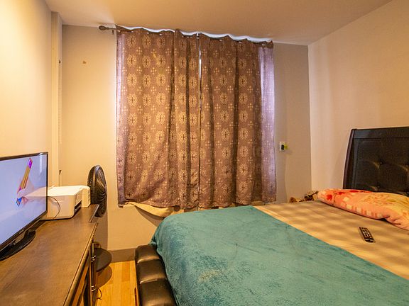 4th image of 1518 Eastern Pkwy #1G