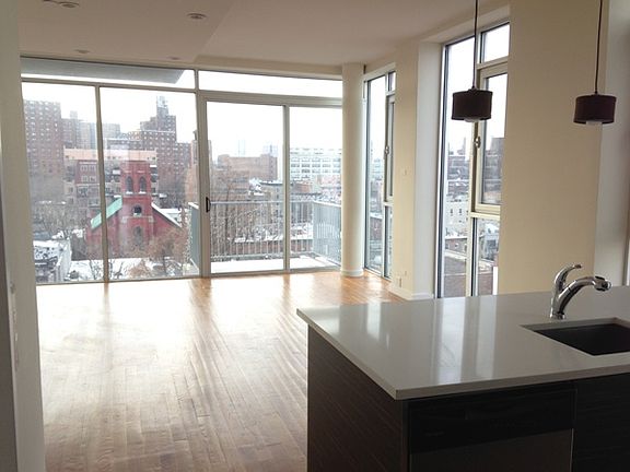 3rd image of 31 Kosciusko APT 7A