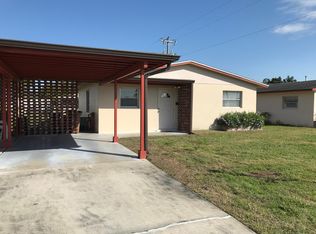 2209 Croton Ct, Lehigh Acres, FL 33936