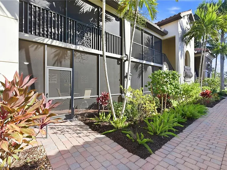 9844 Venezia Cir #714 — Photo 5