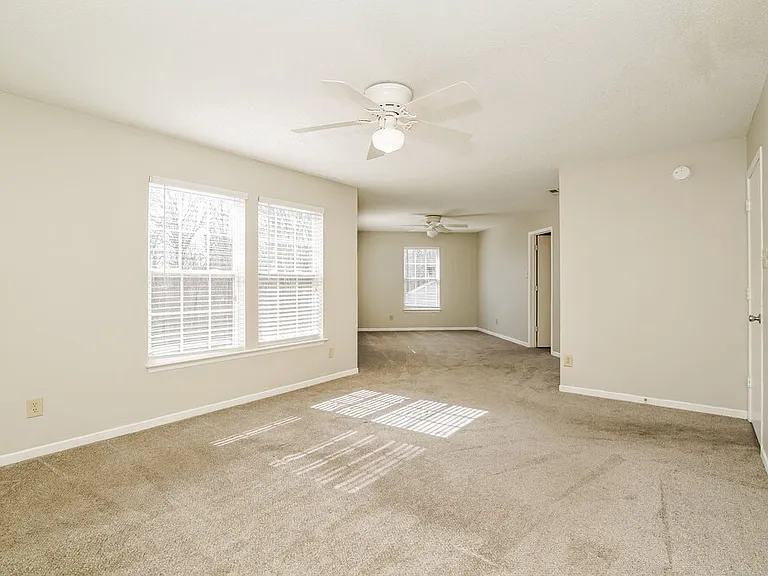10841 Zimmerman Ln — Photo 13
