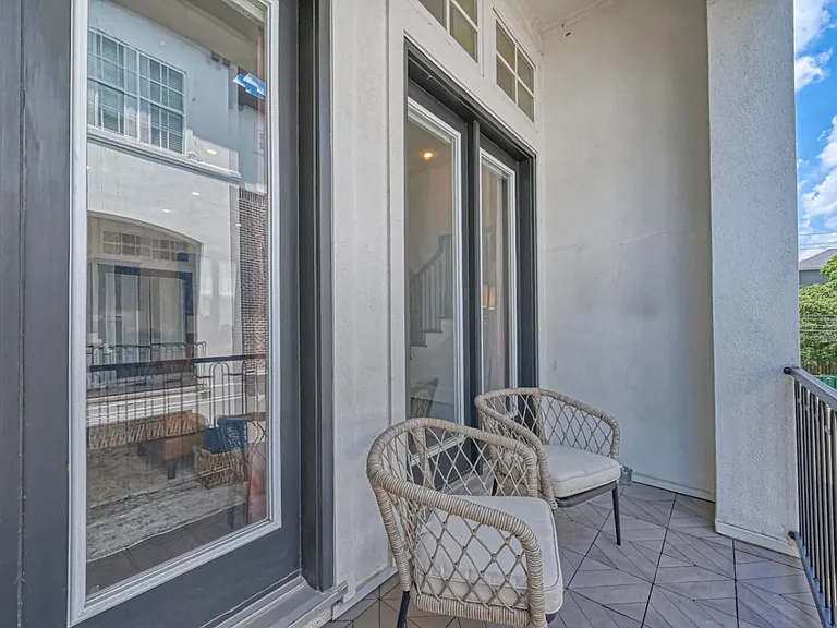 Charleston St — Photo 14
