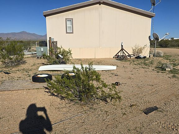 2nd image of 20101 S Dale Evans Rd