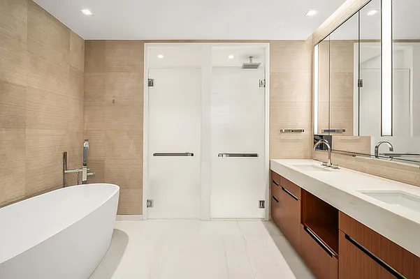 Rented by Nest Seekers International | media 23