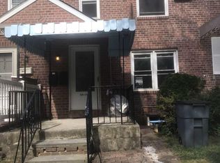 5839 206th St, Oakland Gardens, NY 11364