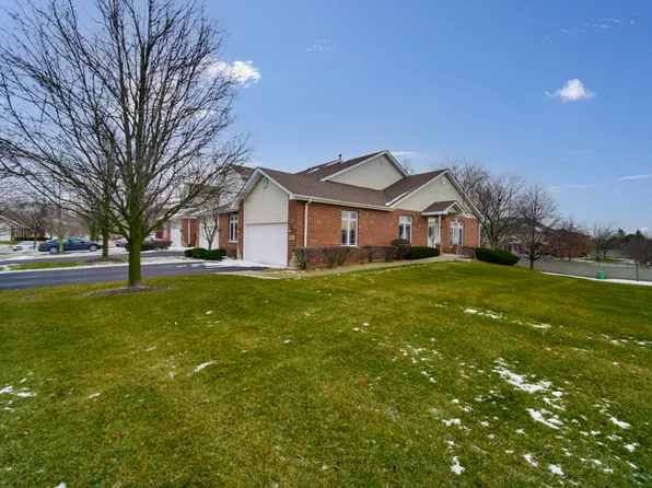 10847 Canterbury Dr, Mokena, IL 60448