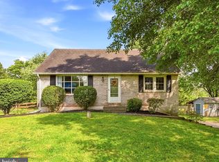 60 Roberts Cir, Pottstown, PA 19465