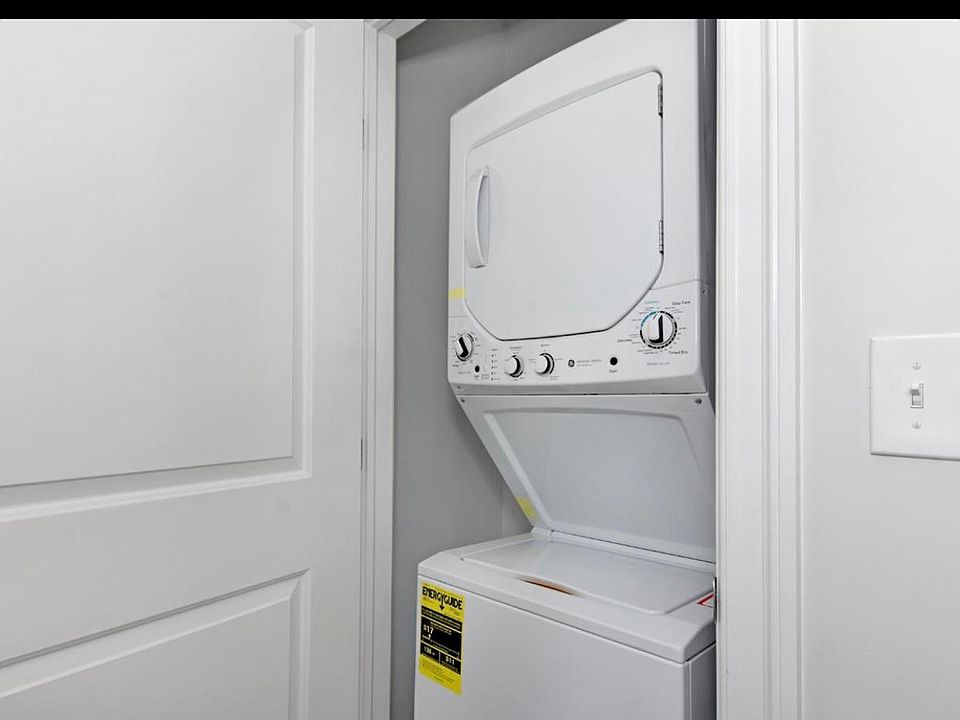In unit washer/dryer combo