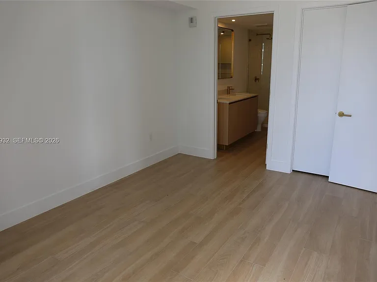 90 NE 32nd St #802 — Photo 12