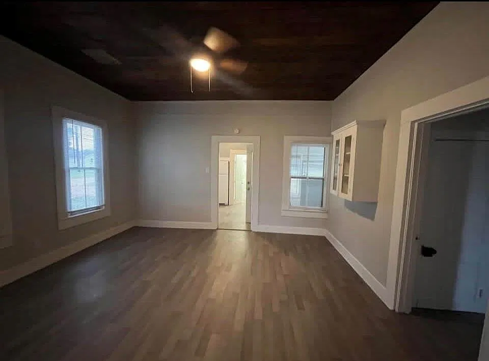 4 bed, 2.0 bath, 1664 sqft, $1,700 — Photo 3