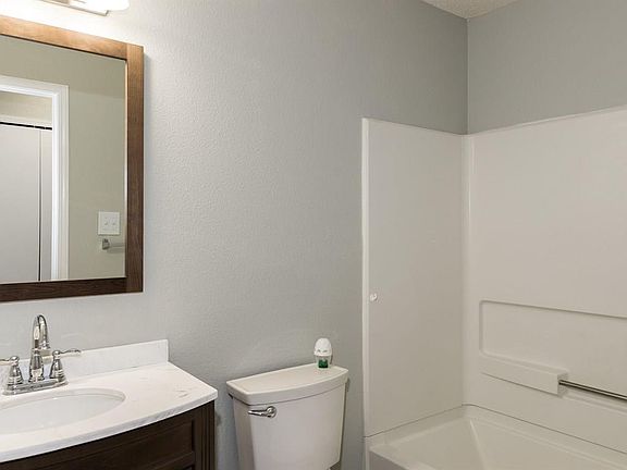 4th image of 14266 Weeping Cherry Dr
