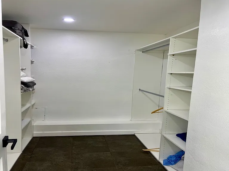 3303 Sawtooth Ct — Photo 18