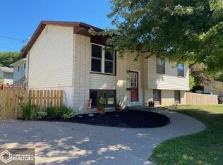 2221 Avenue A, Fort Madison, IA 52627