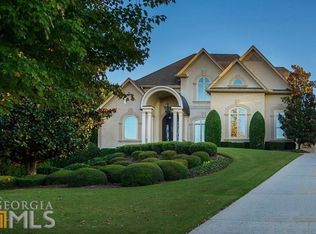 10070 Normandy Ln, Suwanee, GA 30024