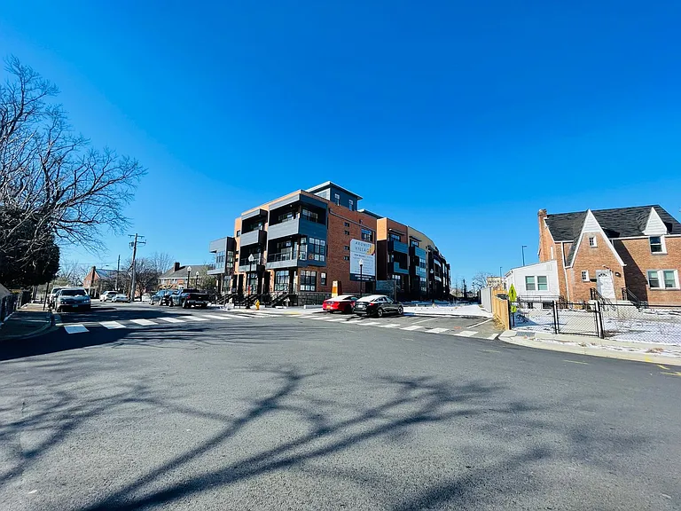 1106 S Highland St #2 — Photo 22