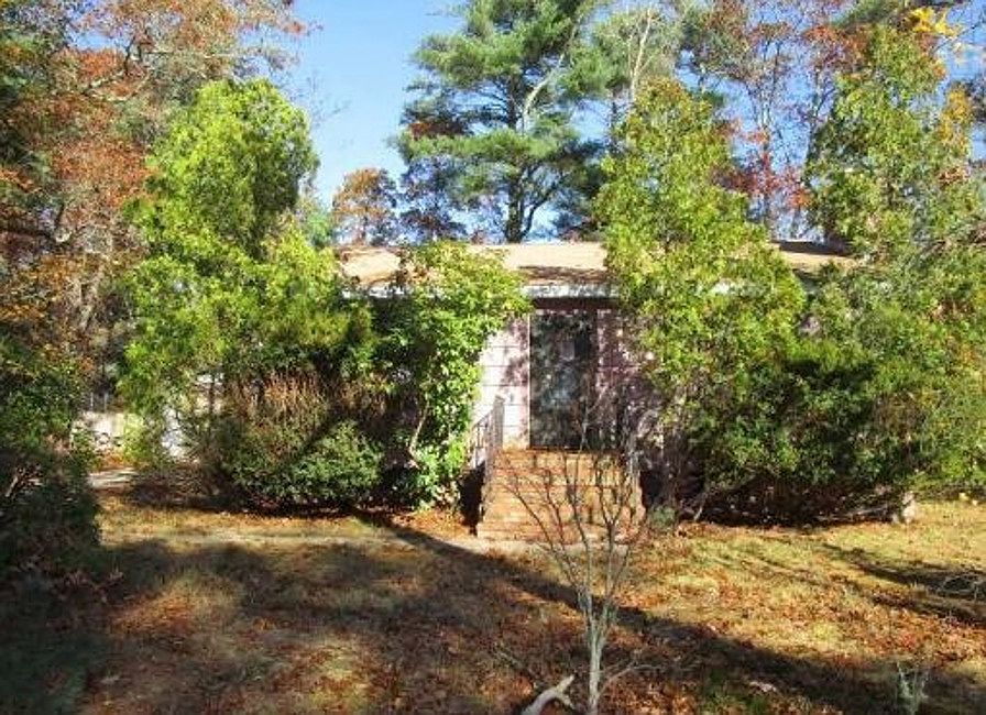 84 Swifts Beach Rd, Wareham, MA 02571 Zillow