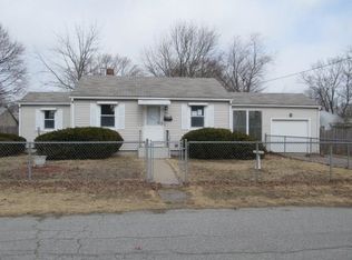 203 Massachusetts Ave, Warwick, RI 02888