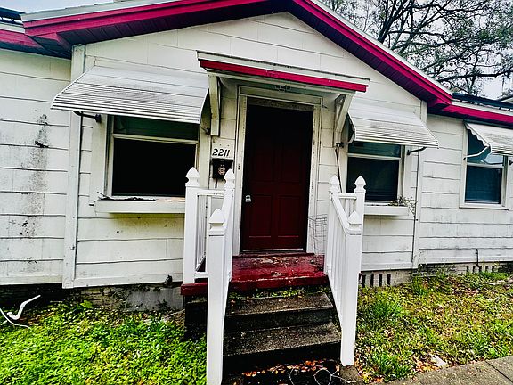 2nd image of 2211 WOODDALE Street