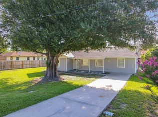 95 Almond Rd, Ocala, FL 34472