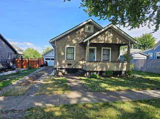 1907 1st St, La Grande, OR 97850
