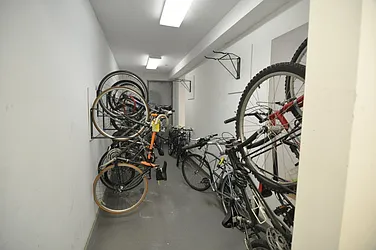 Rented by EXR Somerset LLC